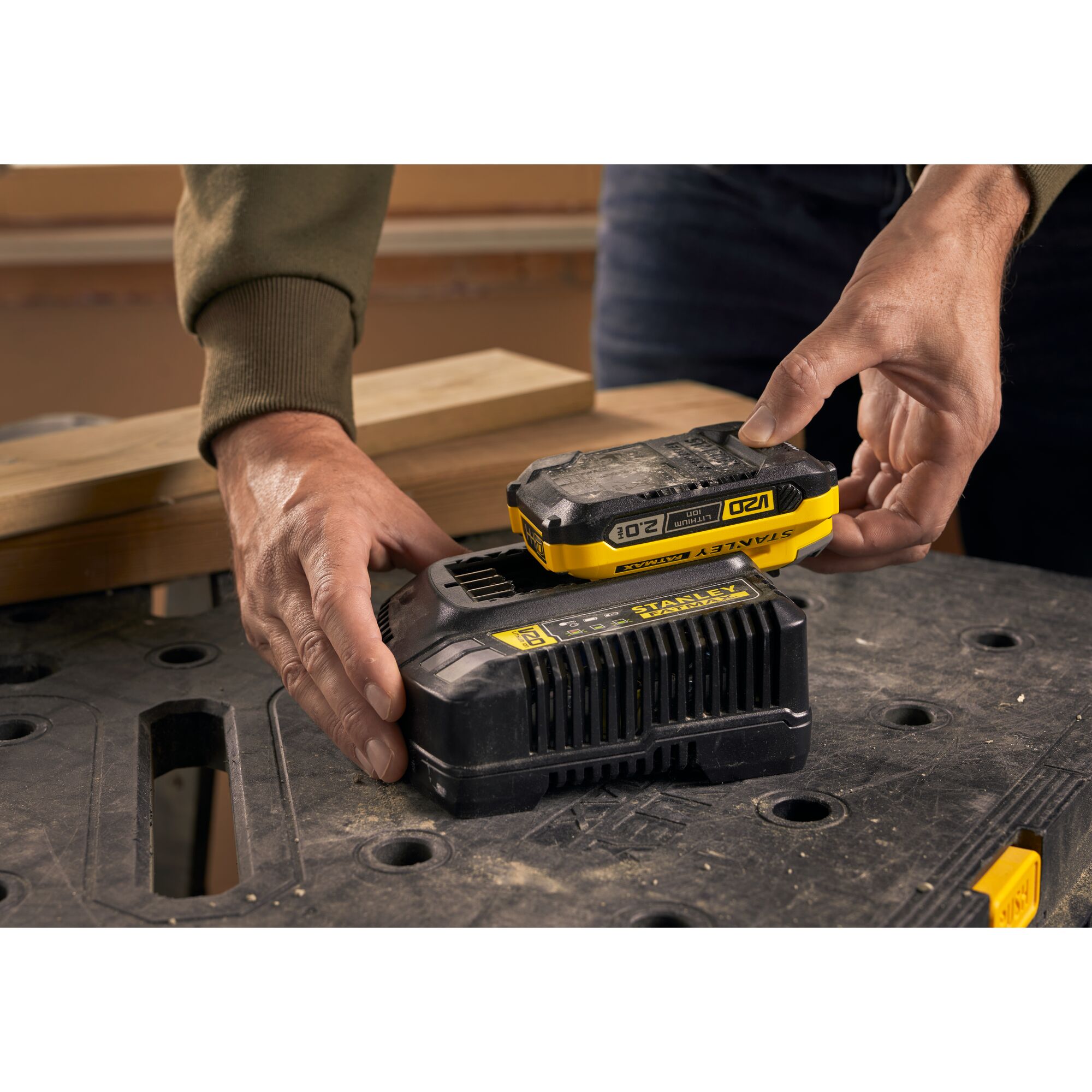 18V STANLEY FATMAX V20 2.0Ah Lithium Ion Battery STANLEY